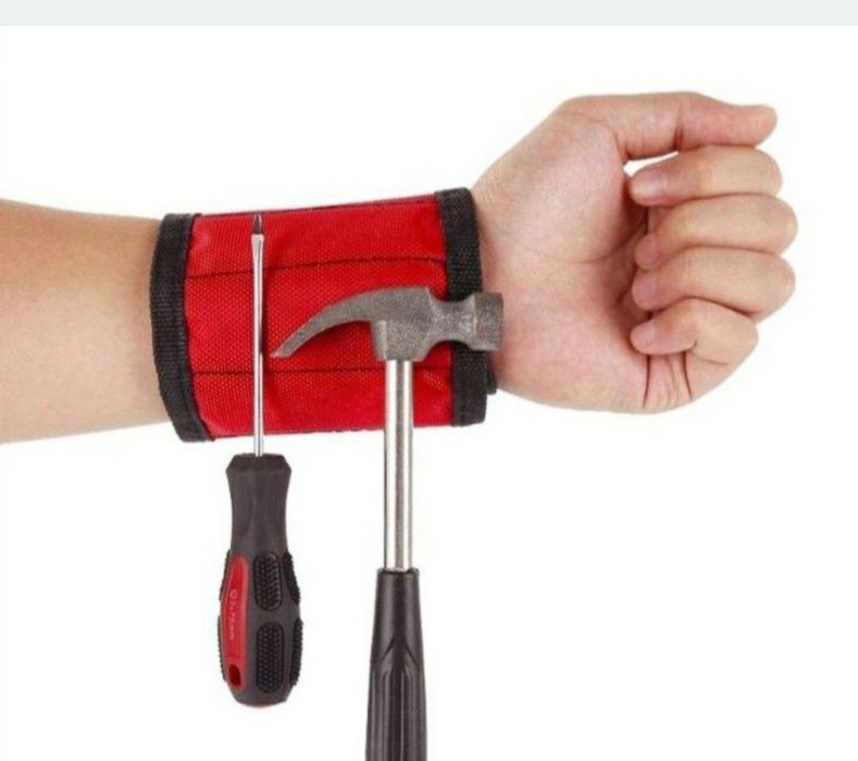 Brățară roșie magnetica