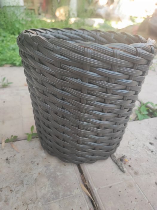 Продаю плетеные корзины из ротанга .