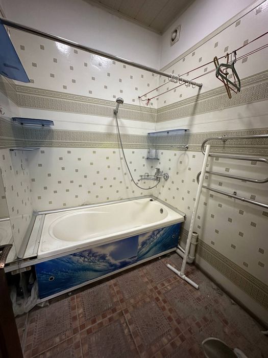 Своя  2 х комнатная массив Ялангач, ориентир Институт Культуры