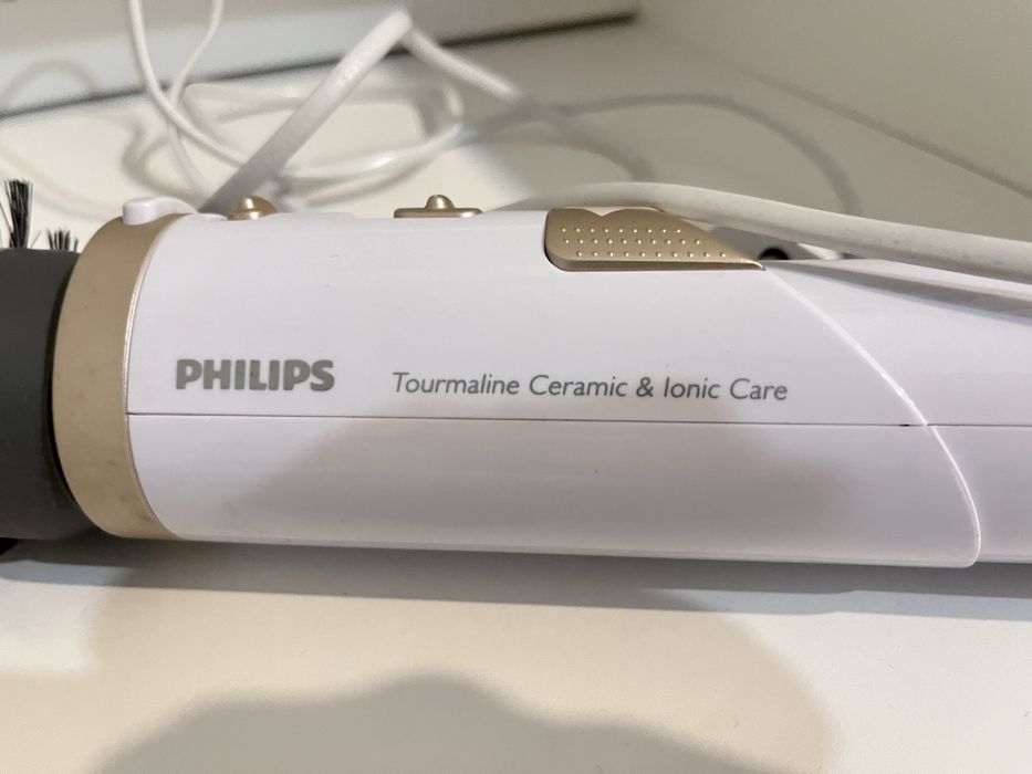 Фен-щетка вращающаяся Philips Nl 9206