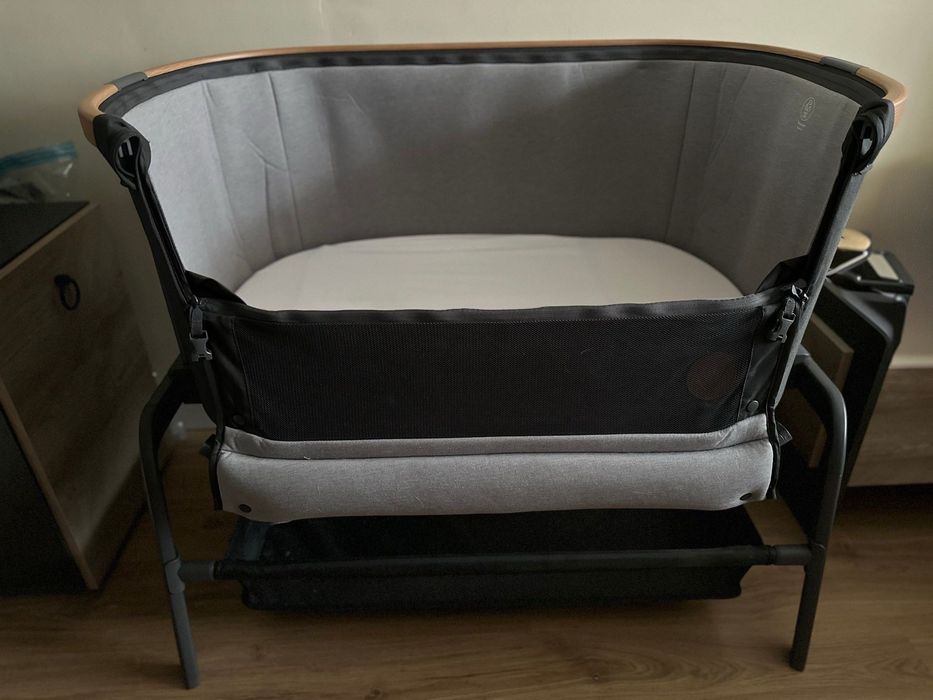 Бебешка кошара Maxi Cosi Iora next to me