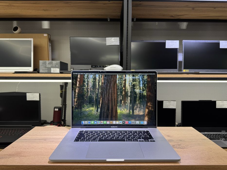 MacBook Pro 16-inch, 2019, Core i9, 16GB/1TB, Touch Bar, 1418/A10