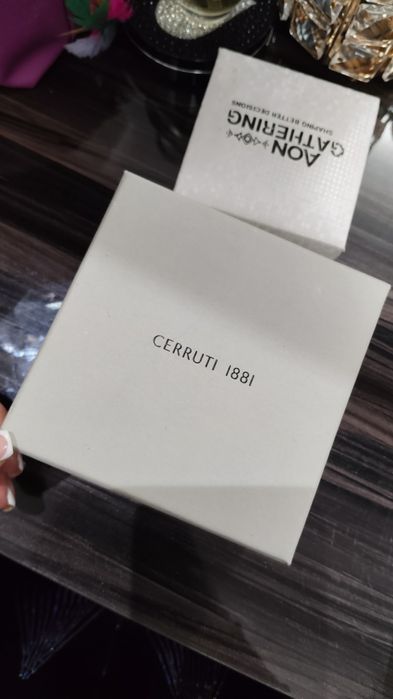 Запонки новые из Катара