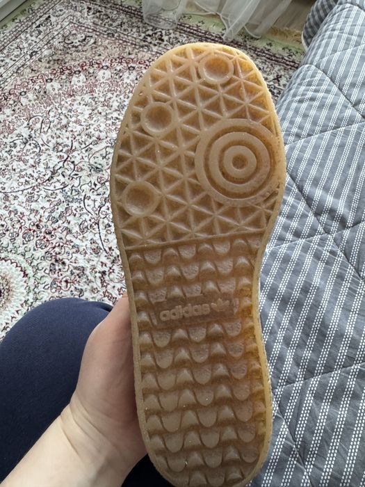 Кроссовки Адидас