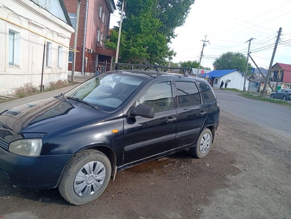 Продам калину универсал 2011года