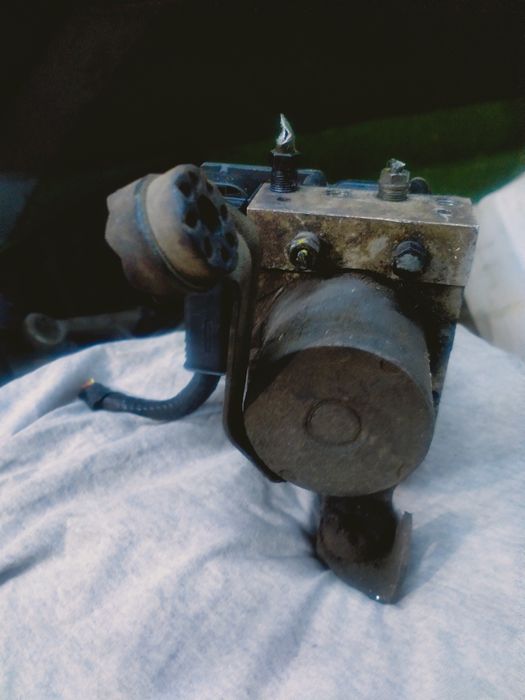 Продам блок АБС на БМВ х5