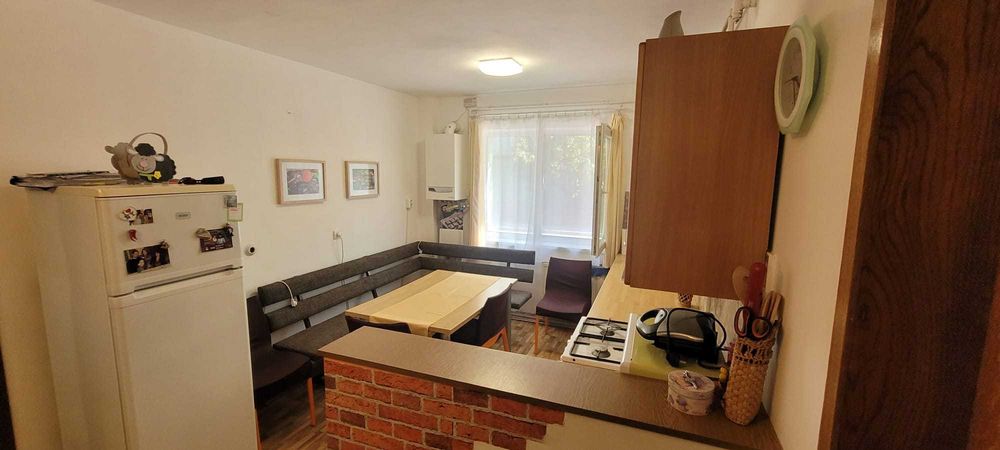 Apartament cu 3 camere