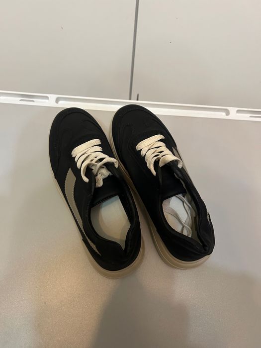 Модные разные кеды