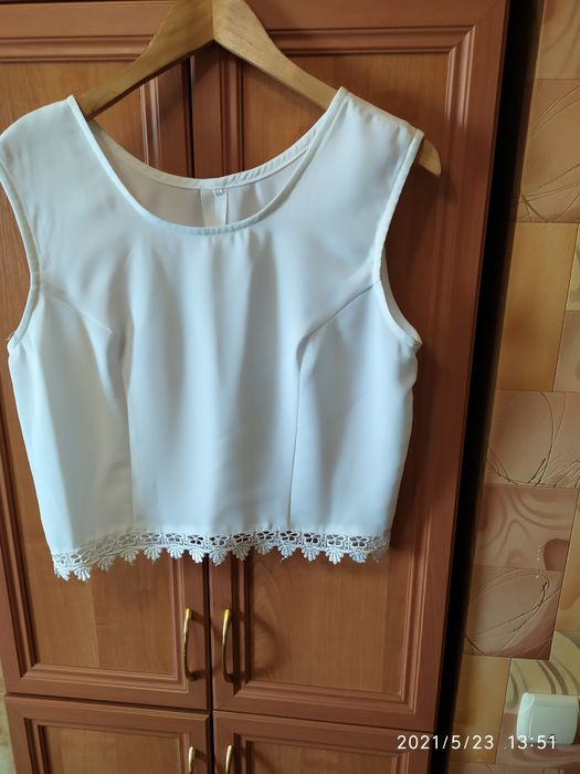 Кофточки разные.. Любая 2000 тенге.