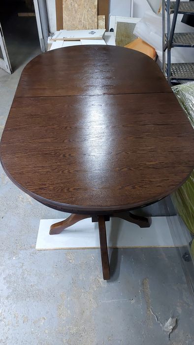 Masa extensibila din lemn masiv=1000 RON, Scaunele s-au dat separat!!!