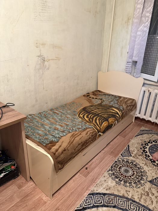 Кровать односпальный