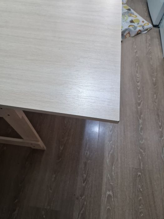 Стол раскладной в хорошем качестве