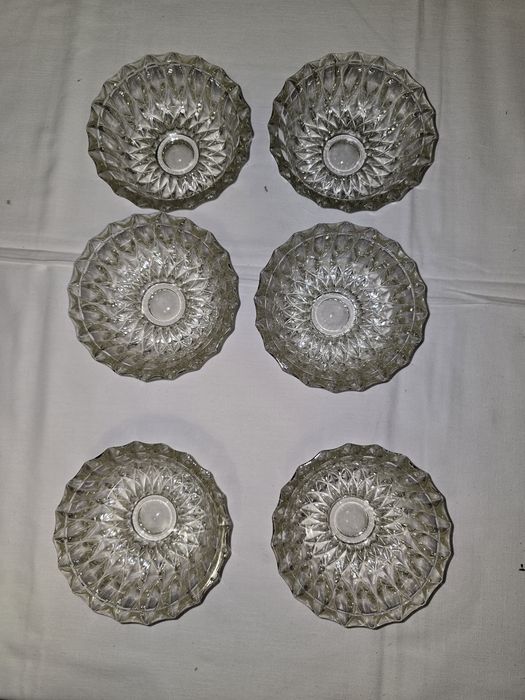 Set 6 boluri pentru desert