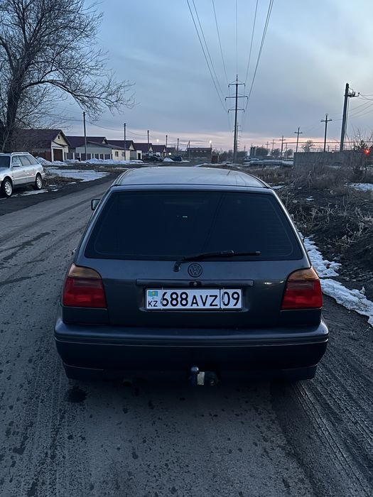 Продается гольф 3 1994г 1.8 бодрая вид имеет