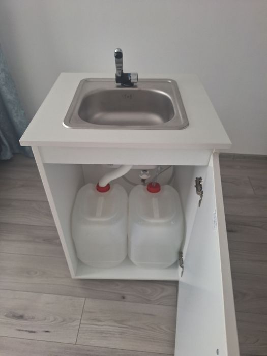 Chiuvetă mobilă apă rece, apă caldă