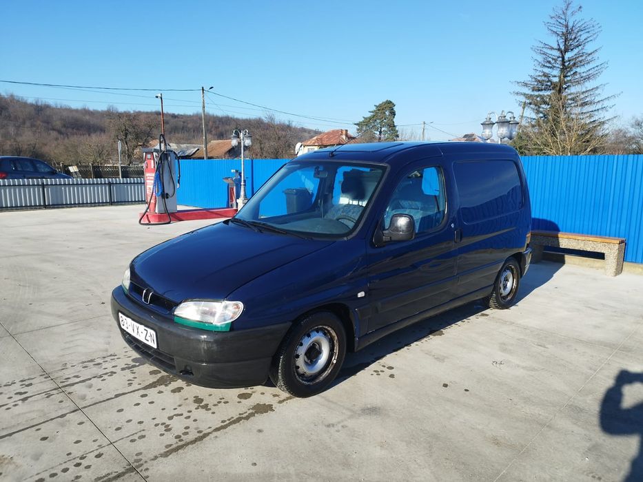 Vând Peugeot Partener 2.0HDI