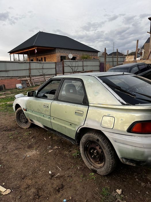 Продам Мазда 323 слепой