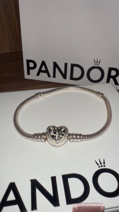 Гривна Пандора