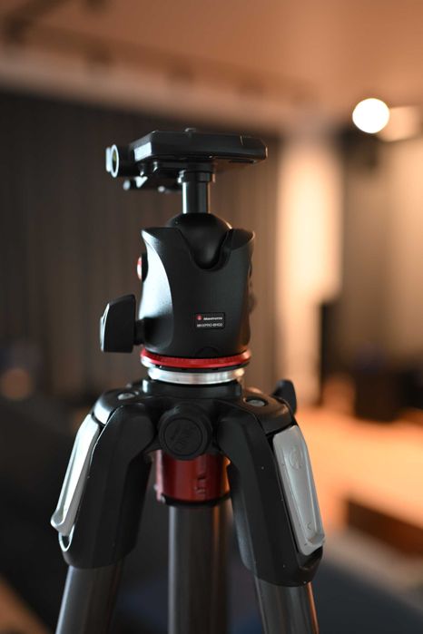 Manfrotto MT055CXPRO3 Picioare Trepied Carbon + cap foto cu bila MHXPRO-BHQ2