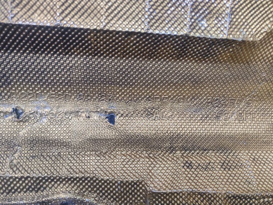 Кора под двигателя Mercedes