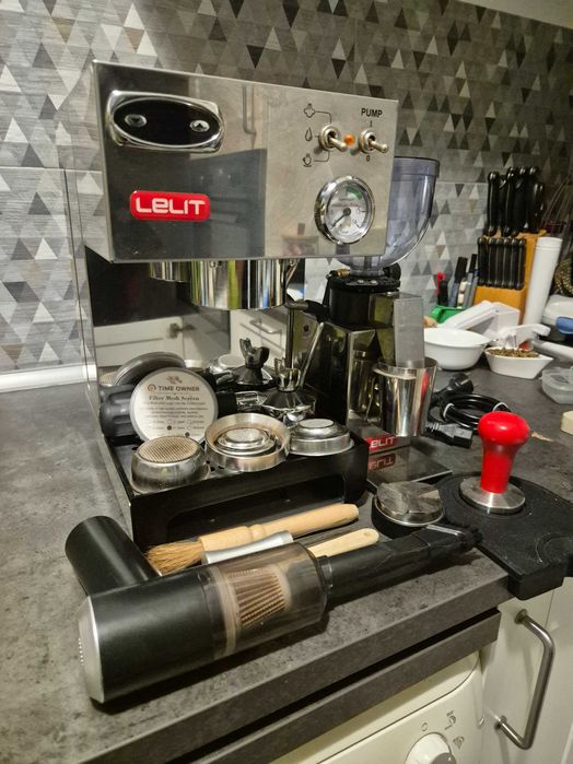 Espressor clasic Lelit Anna PL41TEM & Rasnita de cafea Lelit PL043MMI