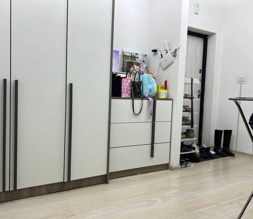 Срочно продается 2х комнатная новостройка ЖК Династия Шастри