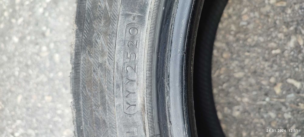 Всесезонни гуми 235/45 r17