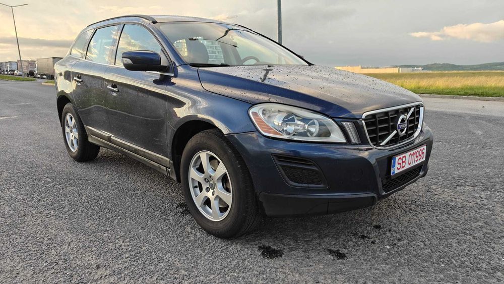 Volvo XC60, 2.0d, cu 5 pistoane, euro5 automat, 163cp - 2 chei - stare excelenta
