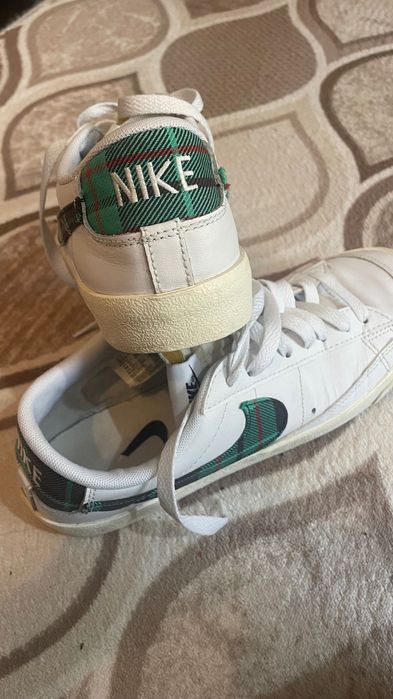 NIKE BLAZER LOW '77 premium