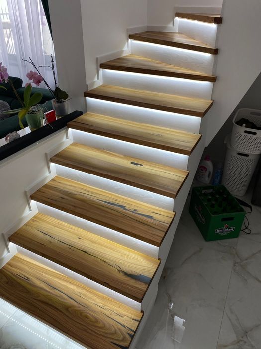 Trepte cu rasina epoxidica