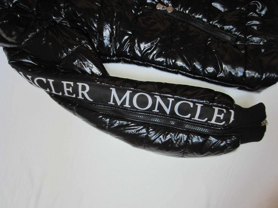 Geaca dama, masura S ( copil 2XL), poliester, gluga,stare f.buna