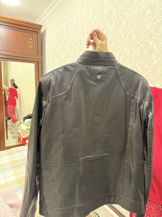 Продается куртка мужская 52 размер