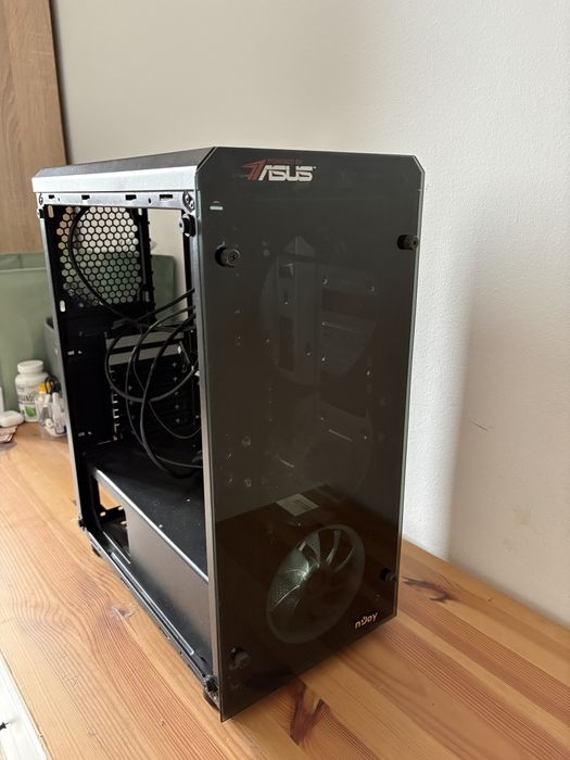 Carcasa PC ASUS