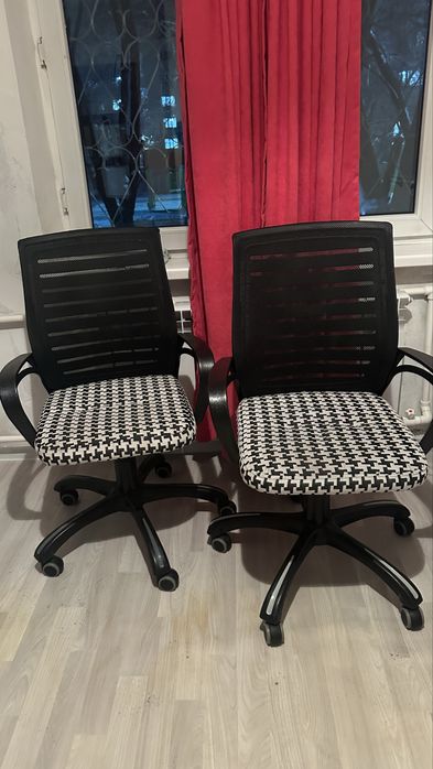 Кресло офисное 2 шт