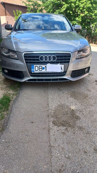 AUDI A4 2011