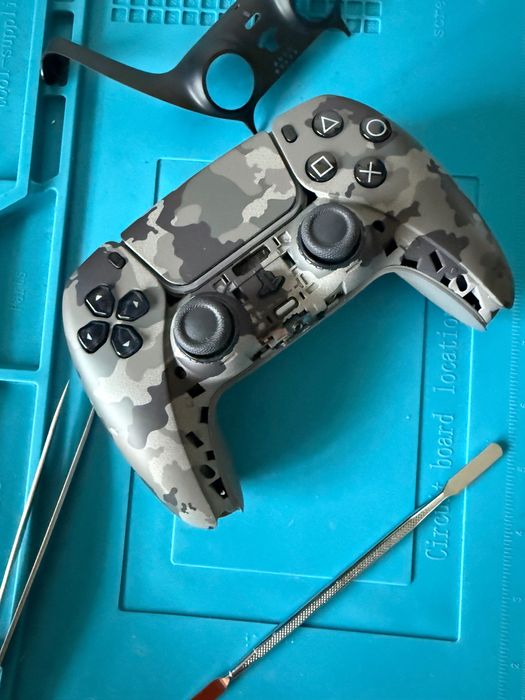 Reparație Stick Drift Controllere PS4 / PS5 / Xbox | București