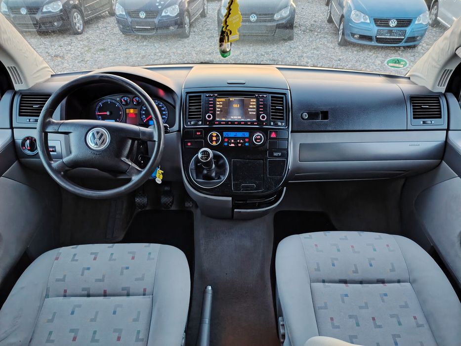 Volkswagen T5 Multivan 1.9 tdi an 2006 Climatronic Navigație