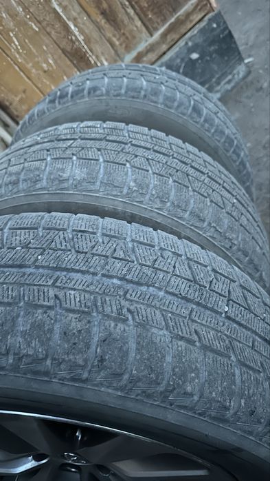 Сатылымда 215 60 R17