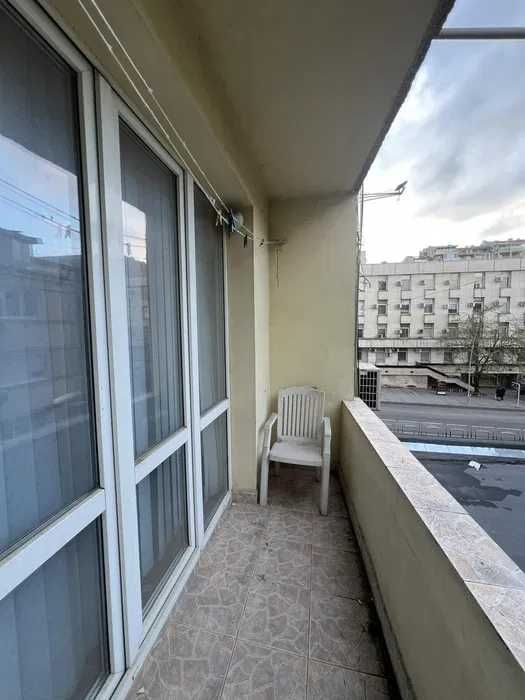 Продава се Тристаен апартамент в Велико Търново, Център - 75 кв.м за 1634 €/кв.м - Снимка #8