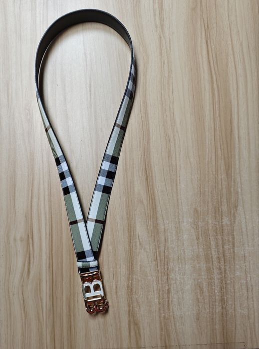 curea Burberry  120cm