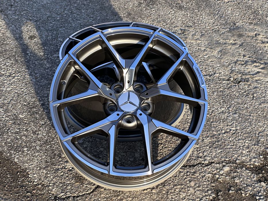 AMG Джанти за Мерцедес Mercedes 18 цола 5х112 4х8.5j чисто нови E CLS