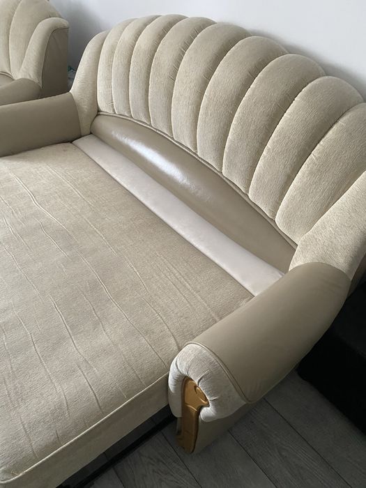 Canapea extensibilă plus 2 fotolii