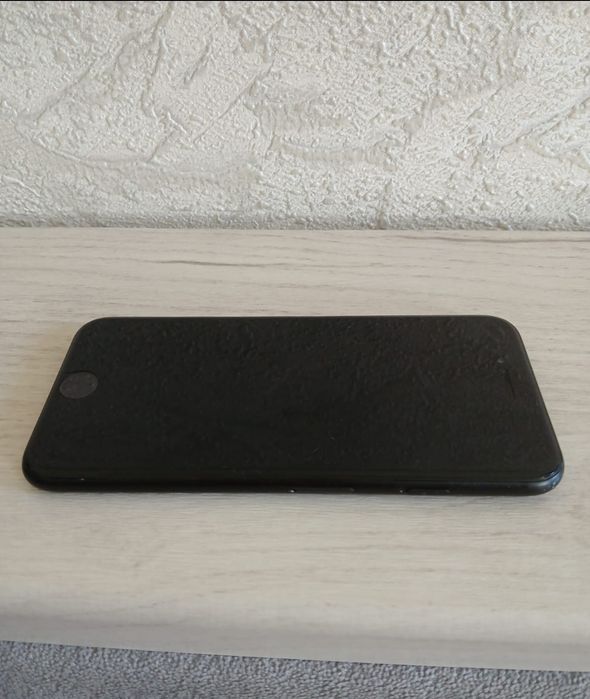 Продам iPhone se 2 акб 100%