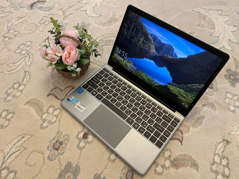 Ноутбук в отличном состояний ОЗУ 8 гб (SSD)