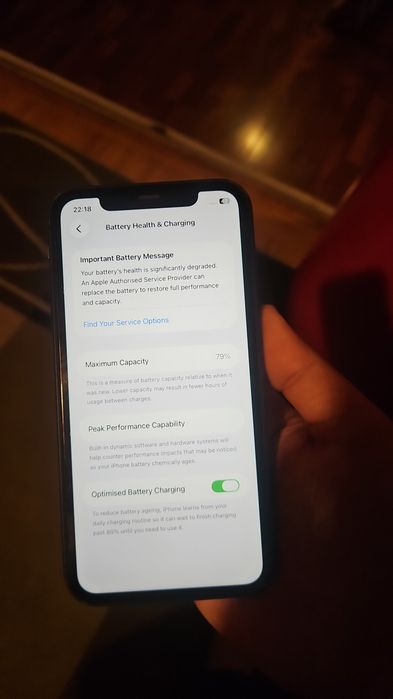 Iphone 11 64gb perfect functional fara icloud