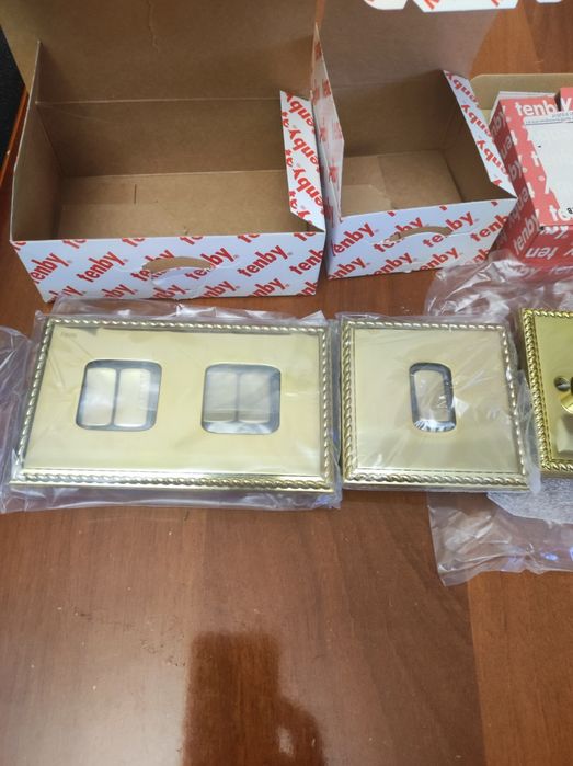 ,,legrand",, tenby" розетки и включатели