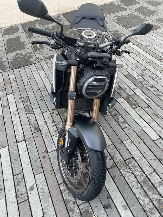 Vand Honda CB650R limitat A2