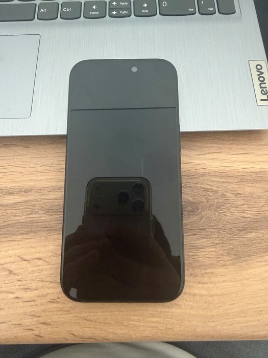 Продам Iphone 15, 256GB
