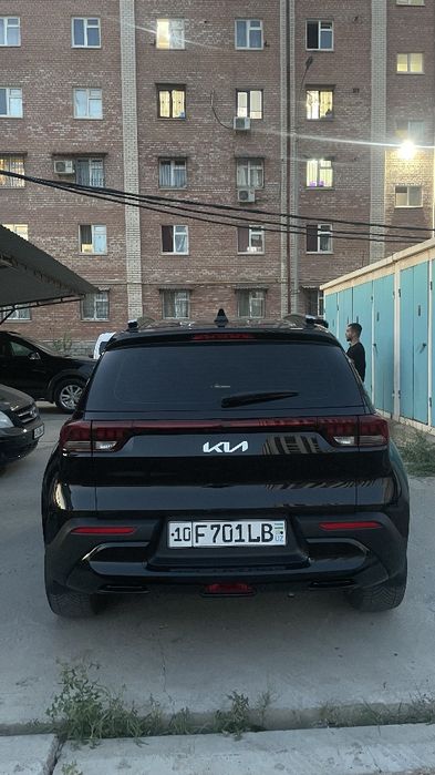 KIA SONET sotiladi 2 pozitsiya