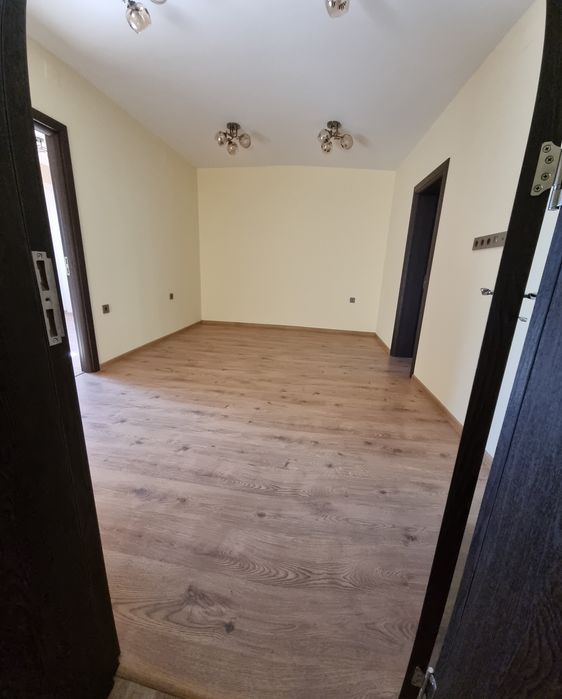 Продава се Тристаен апартамент в Ловеч, Широк център - 70 кв.м за 1152 €/кв.м - Снимка #6